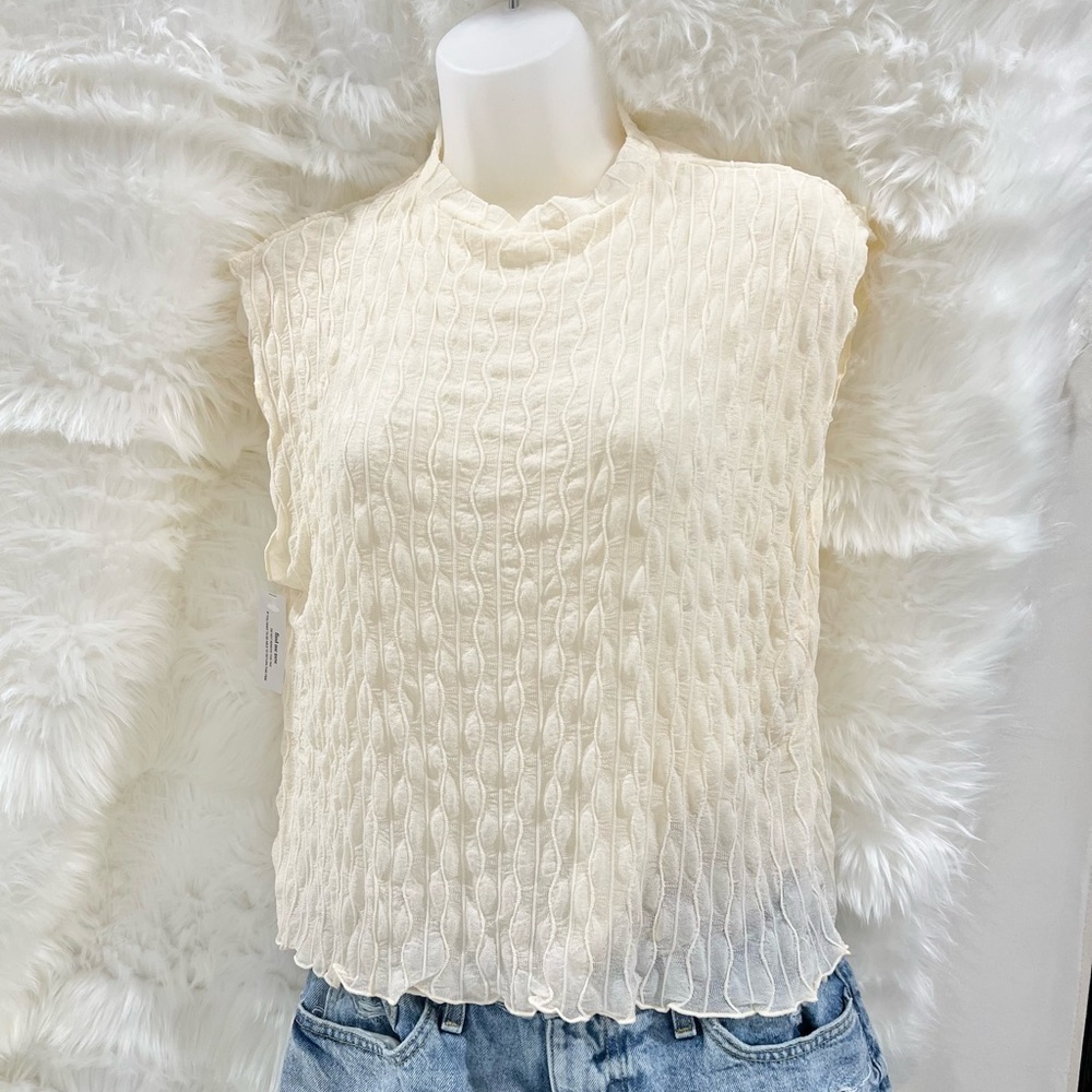 Findmenowthelabel-SecondSkin sleeveless mesh Top-Size Small NWT